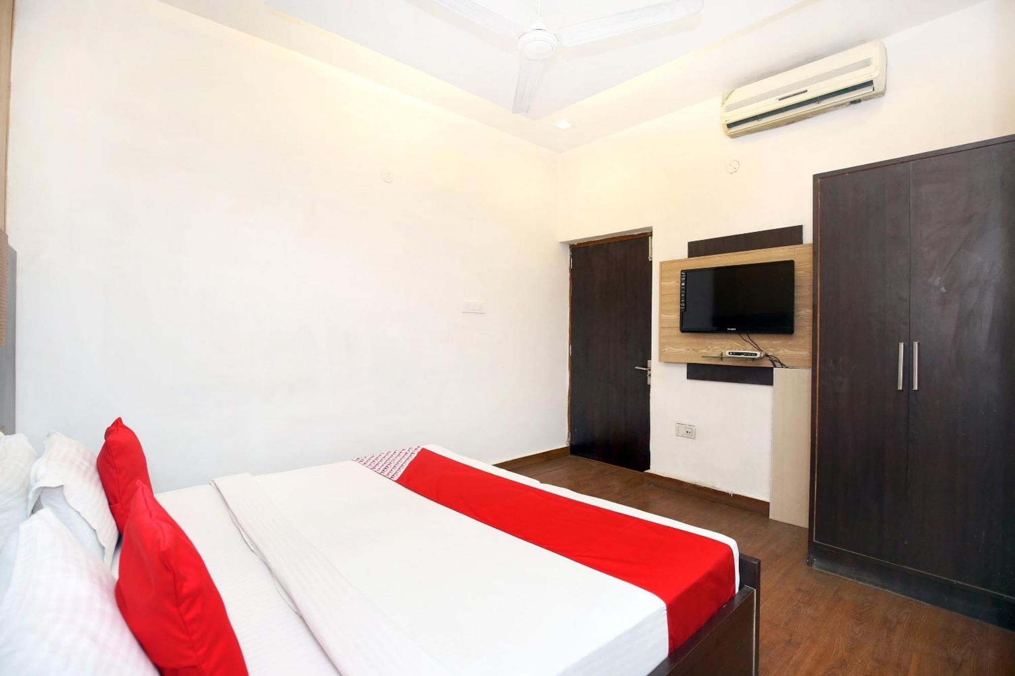Hotel O Queensland Amritsar Zewnętrze zdjęcie