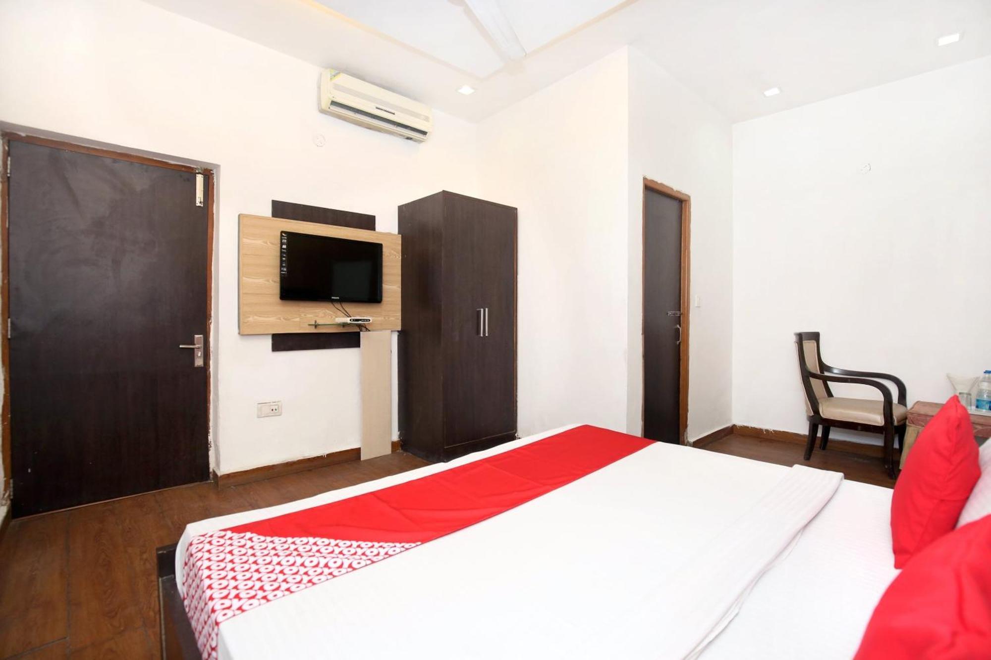 Hotel O Queensland Amritsar Zewnętrze zdjęcie