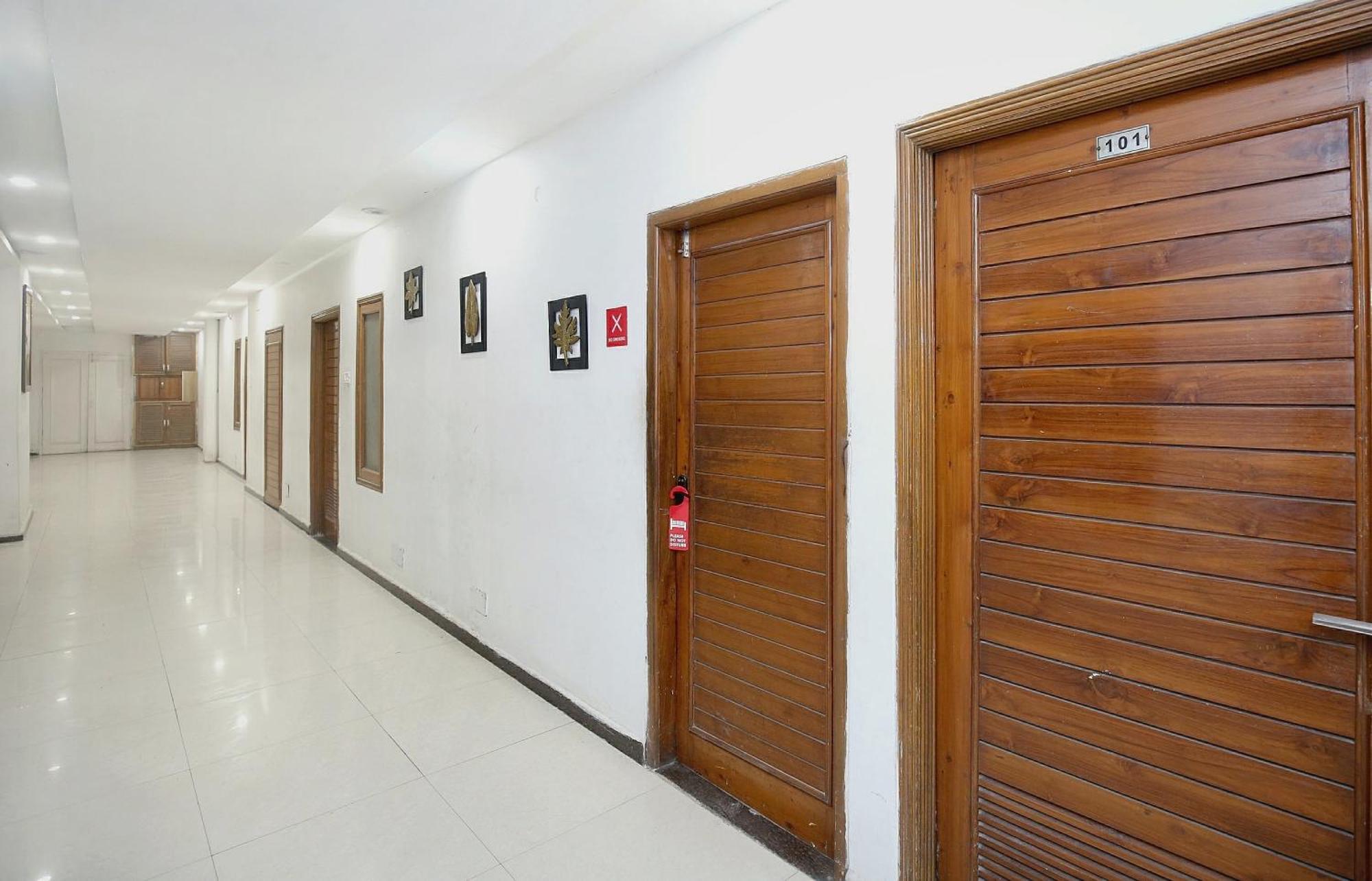 Hotel O Queensland Amritsar Zewnętrze zdjęcie