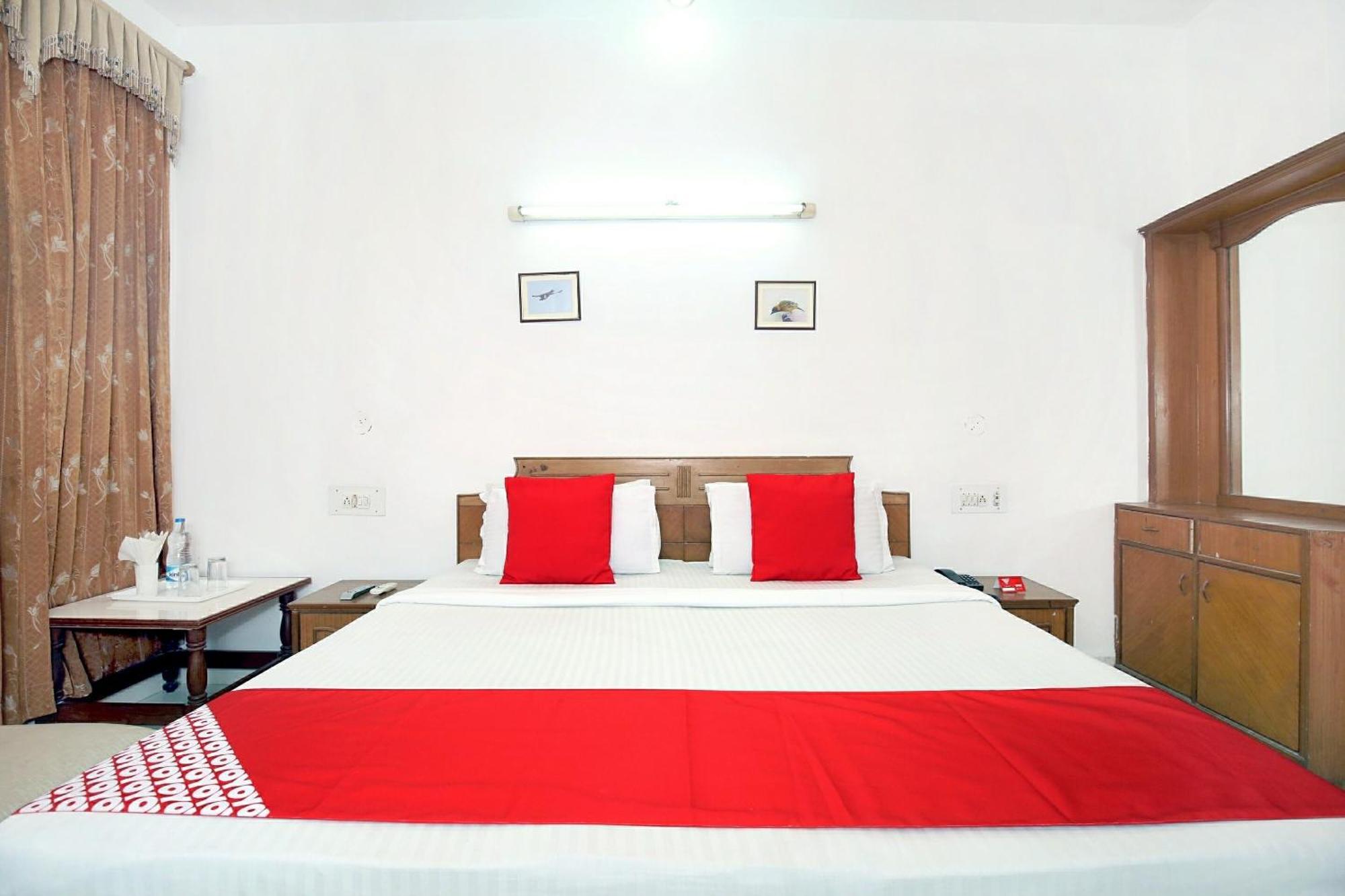 Hotel O Queensland Amritsar Zewnętrze zdjęcie